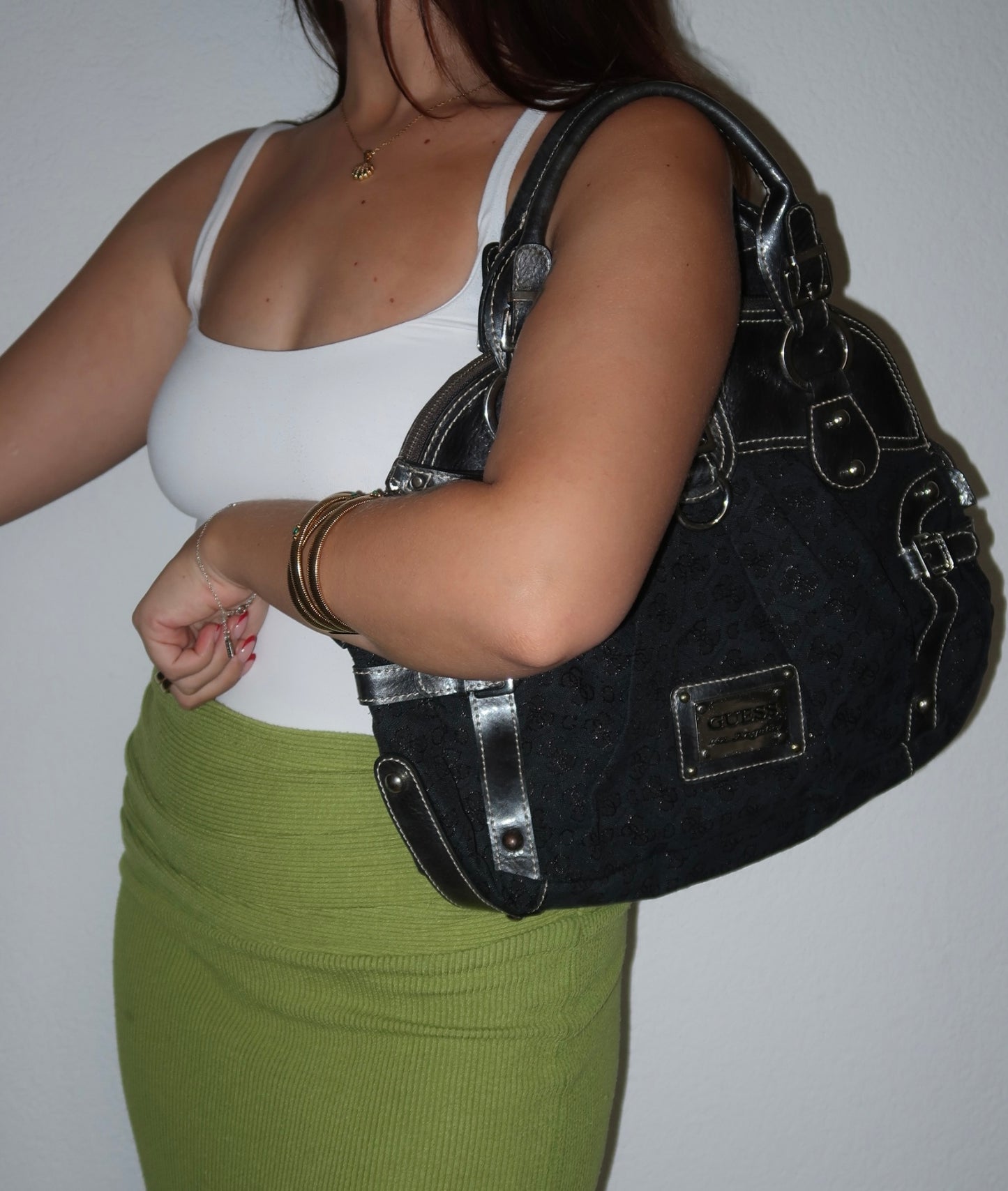 Vintage Guess Handtasche Schwarz Monogramm