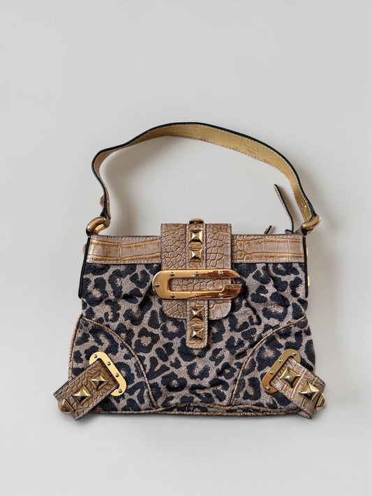 Vintage Guess Schultertasche mit Leo-Muster und goldfarbenen Details
