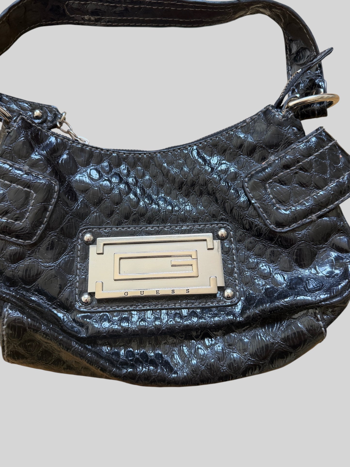 x Vintage Guess Schultertasche Schwarz in Kroko-Optik