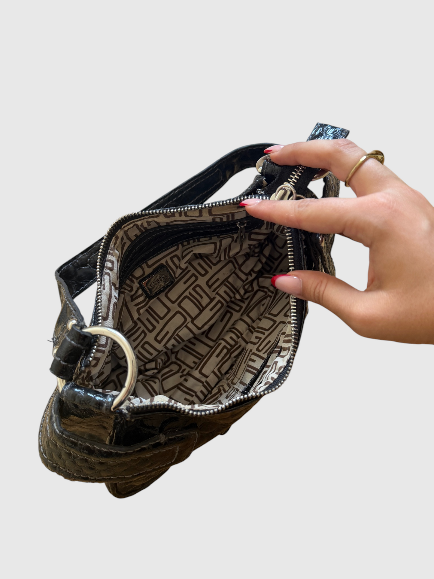 x Vintage Guess Schultertasche Schwarz in Kroko-Optik