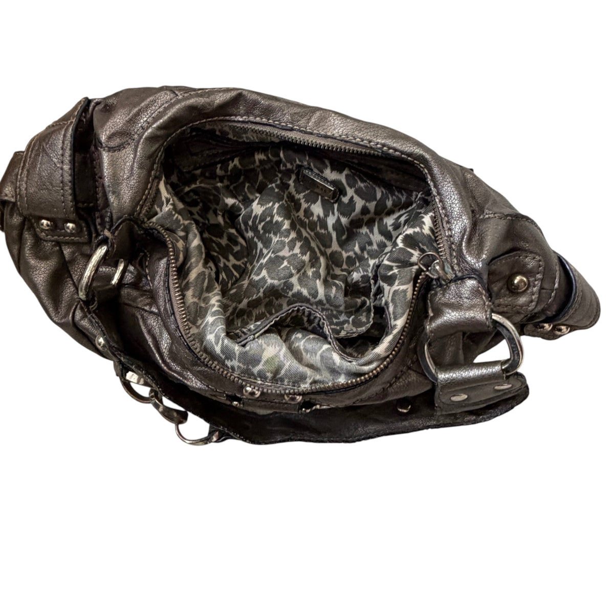 Vintage Guess Schultertasche in Metallic Braun mit grossem silberfarbenem Guess-Logo und gerafftem Design